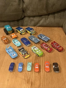 Disney-Cars The Movie Set 20 Fahrzeuge Druckguss und Plastikspielzeug verschiedene Maßstäbe - Bild 1 von 18