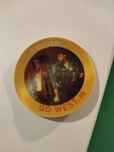 1985 GO WEST / COX & DRUMMIE lenticular 3D Slurpee 7-11 (2 inch) disc Free Ship - Picture 1 of 2