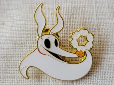 Prendedor y caja ciega misteriosa copo de nieve cero pesadilla antes de Navidad Loungefly Foto 1 de 3