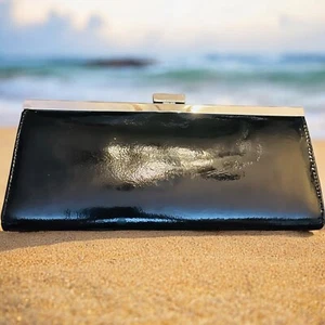 Vtg Black Patent Leather Hawaiian Islands Lined Clutch Wallet Chrome Hardware - Picture 1 of 13