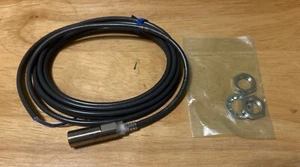 Omron E2E-X3D2-N Proximity Switch 12-24 VDC - Picture 1 of 3