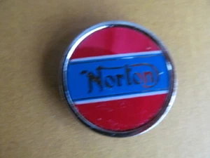 NORTON MOTORCYCLE ENAMEL PIN BADGE. 30mm DIA. NEW OLD SHOP STOCK British Made - Picture 1 of 1