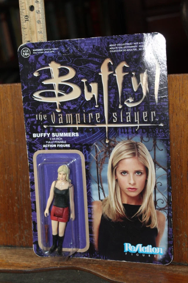 Figura de acción ReAction Buffy Summers The Vampire Slayer 3-3/4" en tarjeta Foto 1 de 4