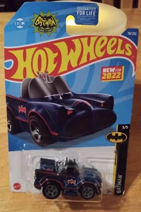 2022 Hot Wheels Batman Classic TV Series Batmobile Diecast 1:64 3/5 (dunkelblau) - Bild 1 von 3