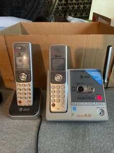 AT&T SL82118 DECT 6.0 Digital Cordless Answering System W/ Caller ID /Waiting - Picture 1 of 4
