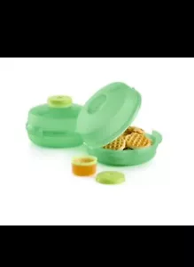TUPPERWARE New Set 2 ROUND SANDWICH KEEPERS w/SMIDGET CONTAINER! Bagels, Salads - Picture 1 of 1