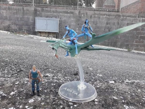 Mattel James Cameron's AVATAR Movie Toy Jake + Neytiri + Col. Quaritch + Banshee - Foto 1 di 7