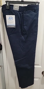 NWT Van Heusen Men’s Cool Flex Straight Fit Dark Navy Dress Pants Waist 36 38 - Picture 1 of 8