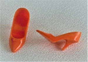 Vintage Barbie Original JAPAN Orange Shoes 1960s Accessories Clothes - Picture 1 of 3