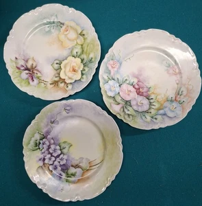 Set Of 3 Haviland France Floral Plates 8.5" - Picture 1 of 2
