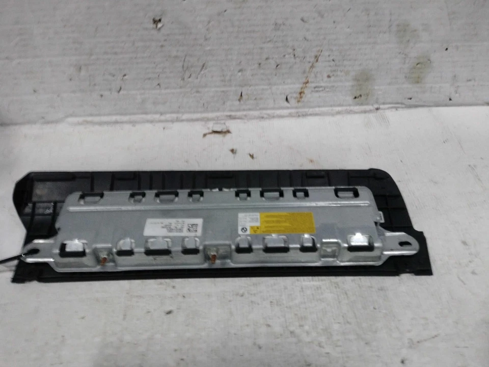 2014 BMW 535I Instrument Panel Air Bag - White - Used - 175K Miles Foto 1 de 4