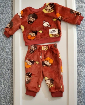 Harry Potter Wizarding World Infant 2 Piece Outfit 0M - 3M Months UNISEX - Image 1 of 4
