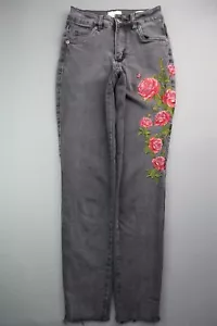 Pantalones de mezclilla ajustados florales negros crudos de algodón para mujer talla 4 (23x27) - Imagen 1 de 8