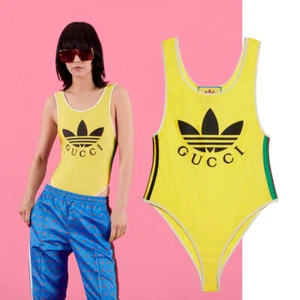GUCCI COSTUME DA BAGNO ADIDAS X STAMPA TRIFOGLIO DETTAGLIO WEB GIALLO PEZZO UNICO $790 taglia XS - Foto 1 di 17