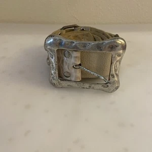 VTG Leatherock LR Women Beige Leather Belt 1.5”W 40.5”Long Silver Tone Studs USA - Picture 1 of 12