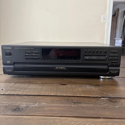 Cambiador de CD Technics de 5 discos SL-PD787 de la década de 1990, probado, funcionando.  Sin mando a distancia Foto 1 de 4