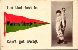 I'm TIED FAST IN WATKINS GLEN, N.Y.: CAN'T GET AWAY: POSTAL BANDERÍN (1912) - Imagen 1 de 2