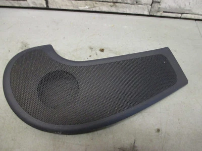 1999–2003 Renault Scénic Sport N/S Left Side DashBoard Tweeter Speaker Cover  - Image 1 of 4