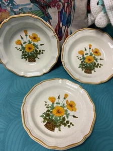 Mikasa Petunias Salad Plate 8" & 2 Bowls 401 Garden Club - Picture 1 of 9