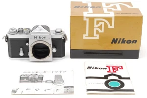 S/N640xxxx Nikon F Nivel de Ojo Plateado Modelo Temprano SLR Cámara Fotográfica Nikon F Nivel de Ojo - Imagen 1 de 10