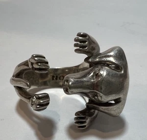 NOVE25 Dachshund Weiner Dog HUG RING STERLING SILVER 925 Size 6.5, 16.3g - Picture 1 of 5