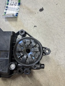 Hyundai Sonata 2018-2019 motor ventana 82450-C1210 izquierda - Imagen 1 de 10