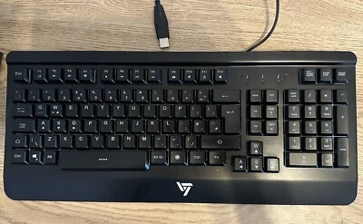 Victsing PC149A Illuminated Wired UK Gaming Keyboard Backlit UK N-Key Rollover - Image 1 of 2