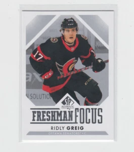 23/24 SP Authentic Ottawa Senators Ridly Greig Freshman Focus RC #FF-18 - Bild 1 von 2