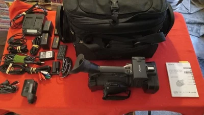 Sony HDR-FX1000 3CMOS HDV MiniDV Video Camcorder w/ Light and accessories - Image 1 of 4