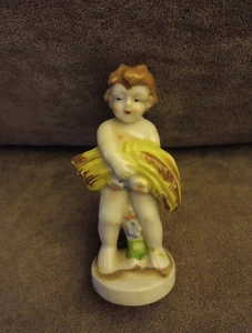 Vintage besetztes Japan kleiner Junge Weizen Scheffel Porzellan Figur 3,50" groß - Bild 1 von 3
