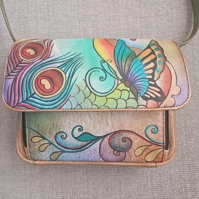 Bandolera Anushka Pluma Mariposa Cuero Mujer Bohemia Streetwear Arte Foto 1 de 4