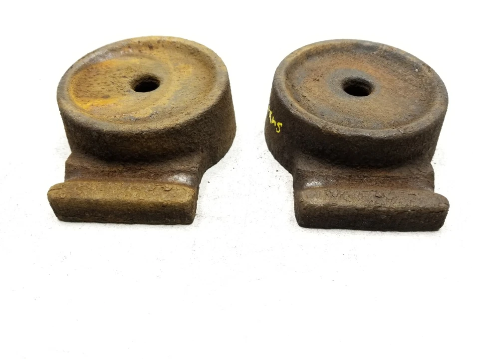 10 - 13 Ford Transit Connect Leaf Spring Mount Bracket 1477384 Pair OEM - Image 1 of 4