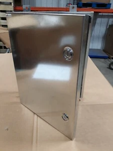 COOPER CROUSE-HINDS STAINLESS STEEL XLVS12016061 ENCLOSURE - Picture 1 of 8
