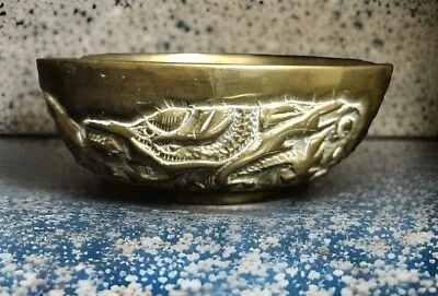 Antiguo cuenco chino pesado diseño dragón 12,4 oz excelente pátina Foto 1 de 4