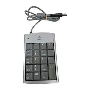 Targus Model PAUK10U Numeric Keypad Plug & Play 2 USB Ports USA Silver VG+ B2 - Picture 1 of 4