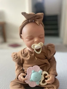 20" Silicone Vinyl Reborn Baby Doll Asleep Newborn Doll with Painted Hair Gifts - Picture 1 of 8