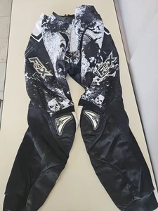 Fox Racing Pants Size 28 180 Skull Skeleton AOP Motocross Dirt Bike Padded Y2K - Picture 1 of 15