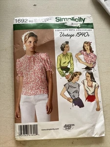 Simplicity Sewing Pattern 1692 Vintage US Sizes 14-22 New Uncut - Picture 1 of 3