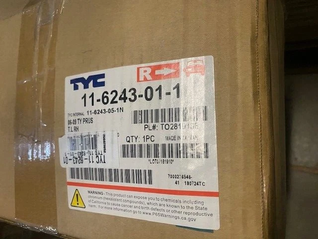 Conjunto de lámpara de luz trasera derecha con certificación NSF TYC para Toyota Prius 2006-2009 Foto 1 de 1