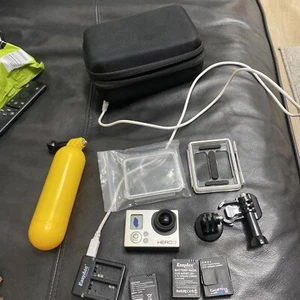 GOPRO HERO 3 Spares or Repairs plus accessories, batteries and charger - Picture 1 of 7
