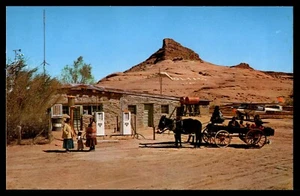 Postcard Oljanto, Utah - Trading Post and Airport, Navajo Indians, UT UNP - Picture 1 of 2
