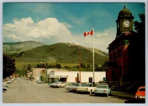 Old Post Office, 1st Avenue, Grand Forks BC Canada, Chrome Postcard, Old Cars - Picture 1 of 2