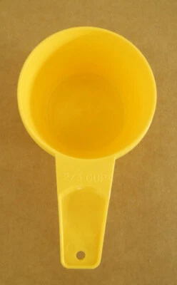 Tupperware Yellow Measuring Cup 2/3 cup #763 B2 - Image 1 of 3