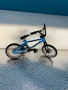 Finger Mountain Bike Mini Model Children Toy Birthday Gift - Blue Metal/Plastic - Picture 1 of 2