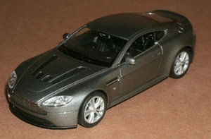 1/38 Scale 2010 Aston Martin V12 Vantage Diecast Model Luxury Car - Welly 43624 - Picture 1 of 4