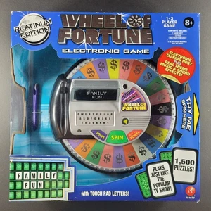 Wheel of Fortune Electronic Game Platinum Edition 2009 1500 Puzzles - Picture 1 of 5