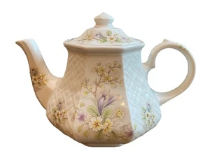 Vintage Sadler Windsor Tea Pot ~ English Octagon Floral 5Cup Ceramic Teapot - Picture 1 of 10