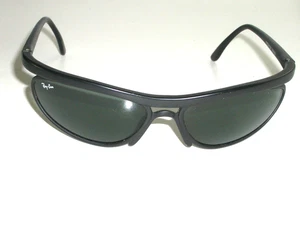 VINTAGE B&L RAY BAN W2172 MATTE-BLACK G15 UV PS5 PREDATOR WRAPS SUNGLASSES - Picture 1 of 7