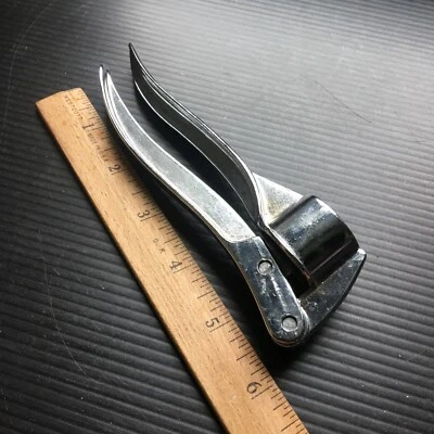 Vintage 1980s Chromed Metal Garlic Press TAIWAN Made 6"L - Image 1 of 4