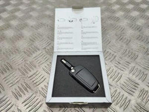 Audi A4 Allroad 2014 USB socket connector 8R0063827C SAU38012 - Imagen 1 de 3